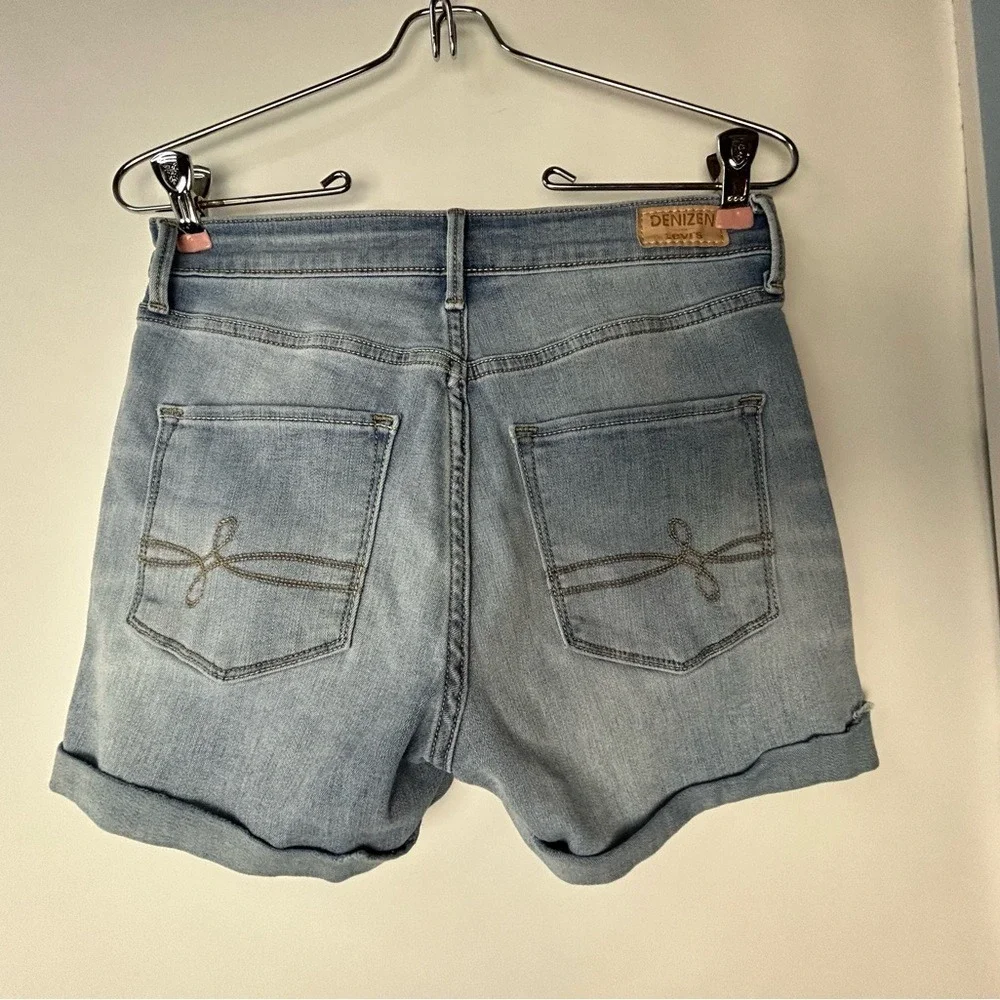 Levi's Denizen‎ High Rise Blue Jean Shorts 2-W26